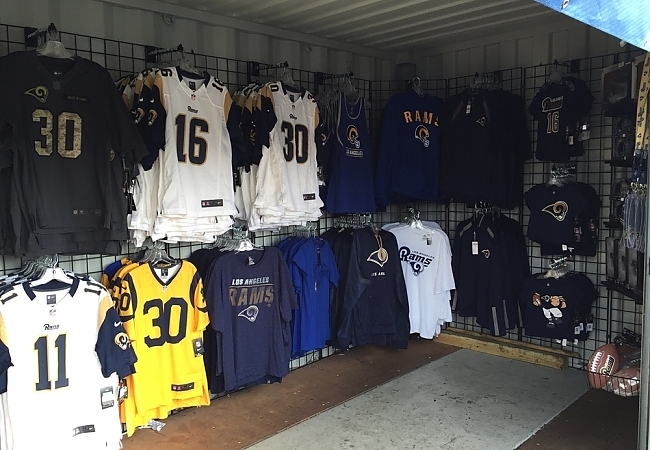 LA Rams Retail 21