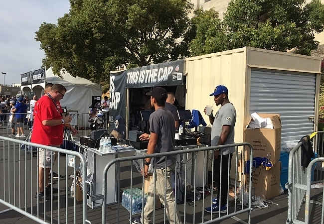 LA Rams Retail 29