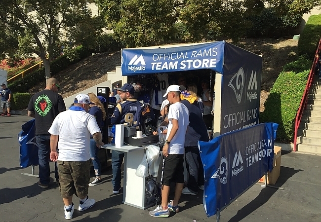 LA Rams Retail 2