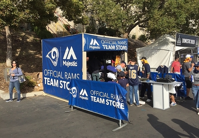 LA Rams Retail 30